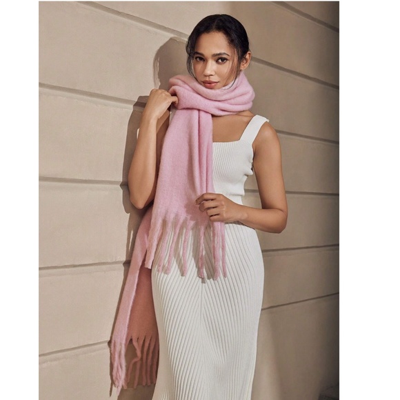 Baby Pink Wide Shawl Scarf With Tassels Fuzzy Knit - Picture 12 of 16